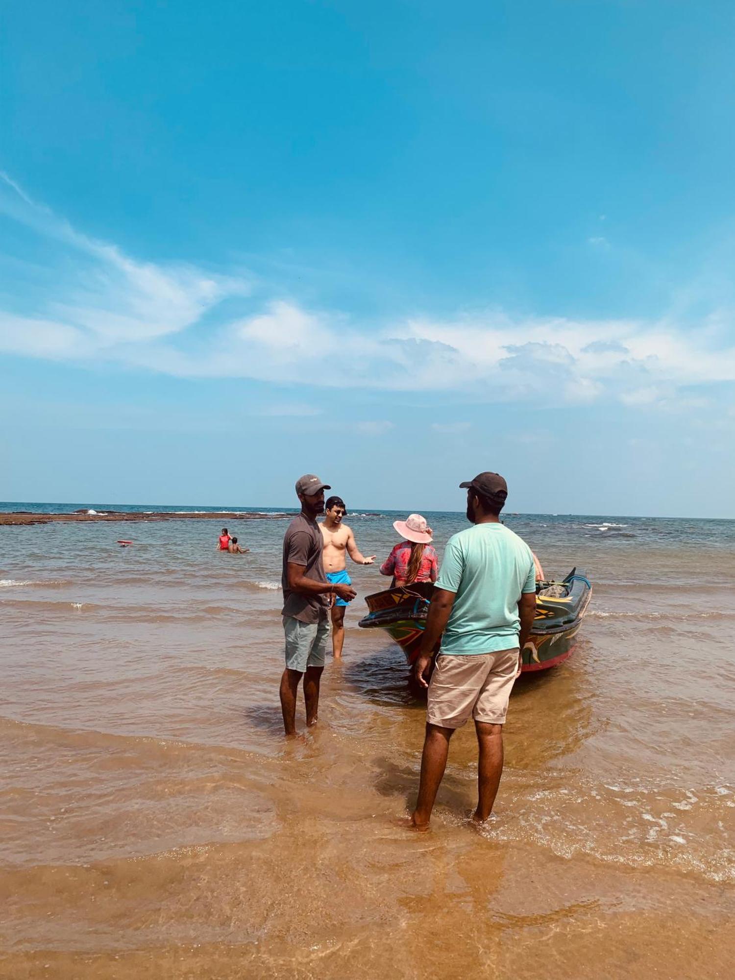 Flexi Lodge Negombo Esterno foto